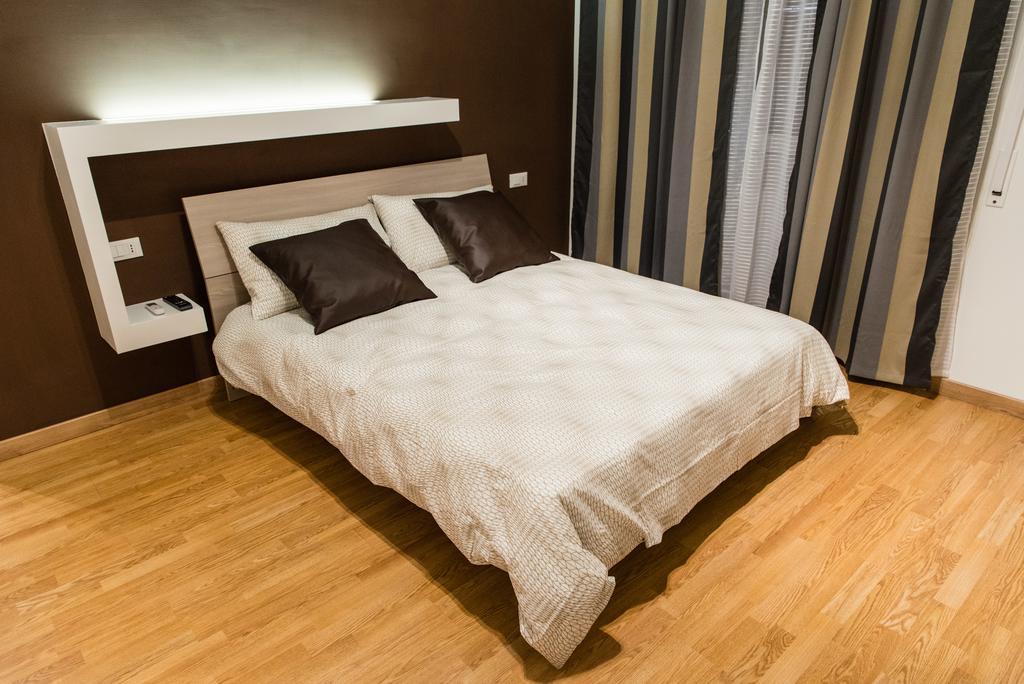 Bed and breakfast Mirabilia Urbis Roma Extérieur photo